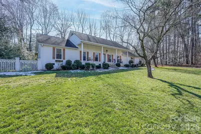 200 Belwood Drive, Belmont, NC 28012 - Photo 2