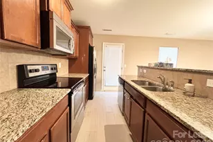 9642 Hanberry Blvd, Charlotte, NC 28213 - Photo 6