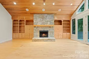 132 Berry Creek Dr, Flat Rock, NC 28731 - Photo 8