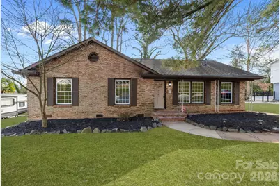 7101 Woodstock Drive, Charlotte, NC 28210 - Photo 1