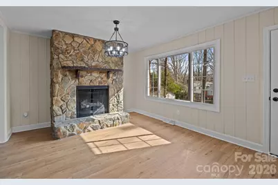 7101 Woodstock Drive, Charlotte, NC 28210 - Photo 8