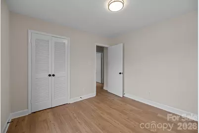 7101 Woodstock Drive, Charlotte, NC 28210 - Photo 22
