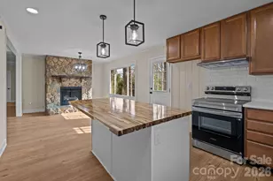 7101 Woodstock Dr, Charlotte, NC 28210 - Photo 12