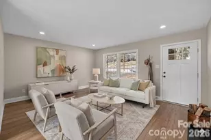 7101 Woodstock Dr, Charlotte, NC 28210 - Photo 2