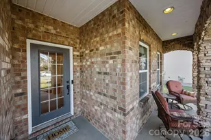 2238 Laurens Dr, Concord, NC 28027 - Photo 4