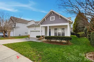 1038 Kensrowe Ln, Matthews, NC 28104 - Photo 2