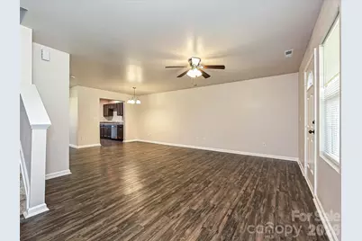 362 E Mills Avenue, Mooresville, NC 28115 - Photo 2