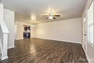 362 E Mills Ave, Mooresville, NC 28115 - Photo 2