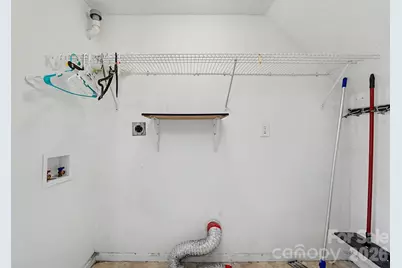 10026 Dauphine Drive, Charlotte, NC 28216 - Photo 14