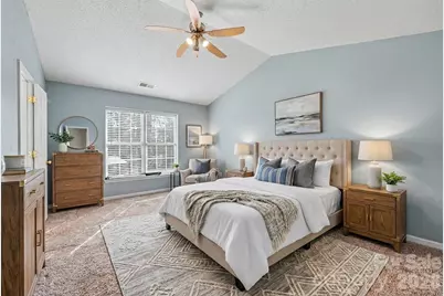 10026 Dauphine Drive, Charlotte, NC 28216 - Photo 16