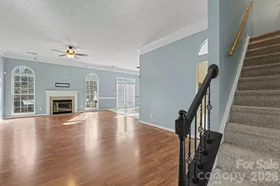 10026 Dauphine Drive, Charlotte, NC 28216 - Photo 4