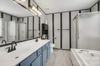 10026 Dauphine Drive, Charlotte, NC 28216 - Photo 18
