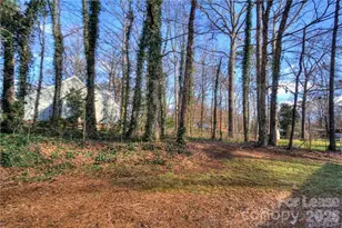 901 Winter Wood Dr, Matthews, NC 28105 - Photo 2
