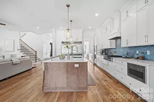 2852 Dorchester Pl, Charlotte, NC 28209 - Photo 6