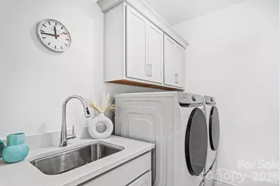 2852 Dorchester Place, Charlotte, NC 28209 - Photo 46