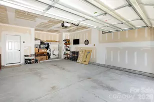 16018 River Tree Ln, Charlotte, NC 28278 - Photo 24