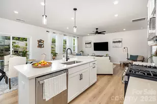 16018 River Tree Ln, Charlotte, NC 28278 - Photo 12