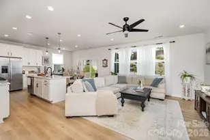 16018 River Tree Ln, Charlotte, NC 28278 - Photo 6