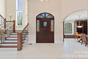 4901 Carmel Park Dr, Charlotte, NC 28226 - Photo 4