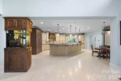 4901 Carmel Park Drive, Charlotte, NC 28226 - Photo 10