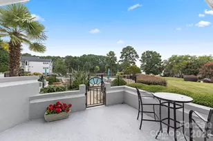 17919 Kings Point Dr, Cornelius, NC 28031 - Photo 6