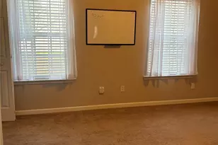 2224 Winthrop Chase Dr, Charlotte, NC 28212 - Photo 10