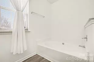 2015 Slater Springs Dr, Charlotte, NC 28216 - Photo 16