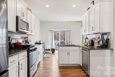 6204 Ellimar Field Lane, Charlotte, NC 28215 - Photo 12