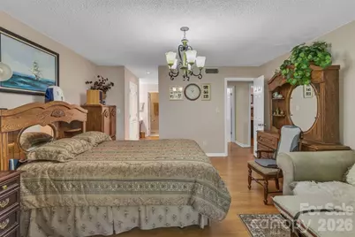 5839 Harris Grove Lane, Charlotte, NC 28212 - Photo 12