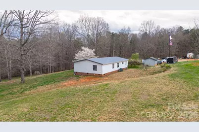 6611 Prysock Avenue, Connelly Springs, NC 28612 - Photo 24