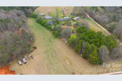 6611 Prysock Avenue, Connelly Springs, NC 28612 - Photo 28