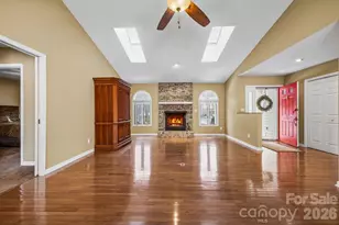 3100 Cove Loop Rd, Hendersonville, NC 28739 - Photo 10