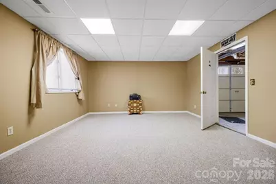 3100 Cove Loop Road, Hendersonville, NC 28739 - Photo 36