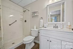 3100 Cove Loop Rd, Hendersonville, NC 28739 - Photo 34