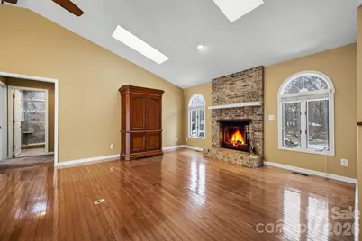 3100 Cove Loop Road, Hendersonville, NC 28739 - Photo 8