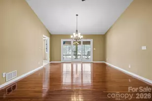 3100 Cove Loop Rd, Hendersonville, NC 28739 - Photo 12