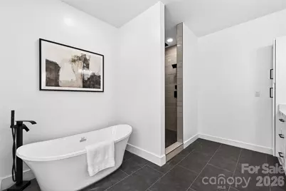 1207 39th Avenue NE, Hickory, NC 28601 - Photo 22
