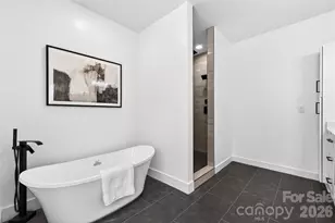 1207 39th Avenue NE, Hickory, NC 28601 - Photo 22