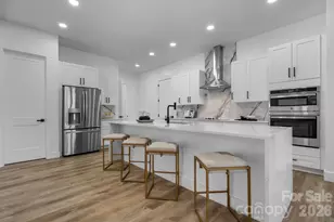 1207 39th Avenue NE, Hickory, NC 28601 - Photo 8