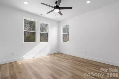 1207 39th Avenue NE, Hickory, NC 28601 - Photo 30