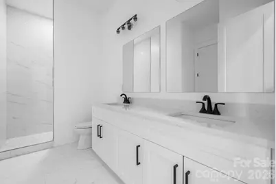 1207 39th Avenue NE, Hickory, NC 28601 - Photo 14