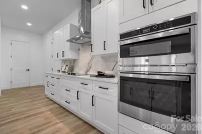 1207 39th Avenue NE, Hickory, NC 28601 - Photo 10