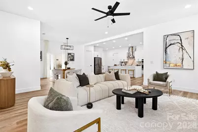 1207 39th Avenue NE, Hickory, NC 28601 - Photo 6