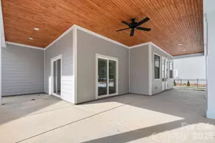 1207 39th Avenue NE, Hickory, NC 28601 - Photo 32