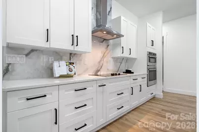 1207 39th Avenue NE, Hickory, NC 28601 - Photo 10