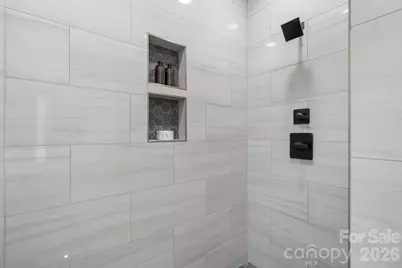 1207 39th Avenue NE, Hickory, NC 28601 - Photo 22