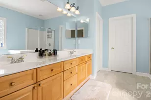 12304 McAllister Park Dr, Charlotte, NC 28277 - Photo 28