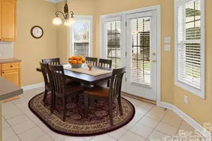 12304 McAllister Park Dr, Charlotte, NC 28277 - Photo 16