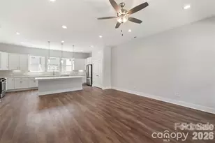 417 Prine Pl, Charlotte, NC 28213 - Photo 4