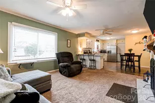 402 N Cherry St, Cherryville, NC 28021 - Photo 12